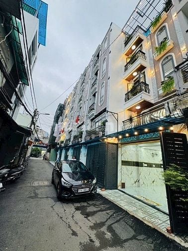 HH1% NHÀ 4 PHÒNG NGỦ 6 WC CÁCH MẶT TIỀN CHỈ 20M XE HƠI NGỦ TRONG NHÀ