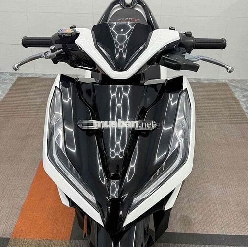 VARIO 125cc Trắng Đen Máy Zin Chưa Rớt , Nồi - Pô