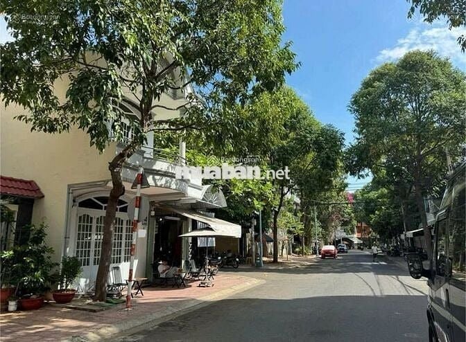 Bán đất kèm nhà mặt tiền đường Mạc Đỉnh Chi, Vũng Tàu 107m2