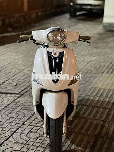 Yamaha Zoza 2011 màu trắng đen len ken mới 90%