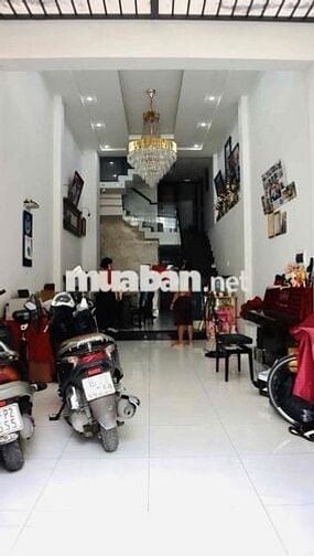 Cho thuê nhà mới đường nội bộ có thang máy bàu cát