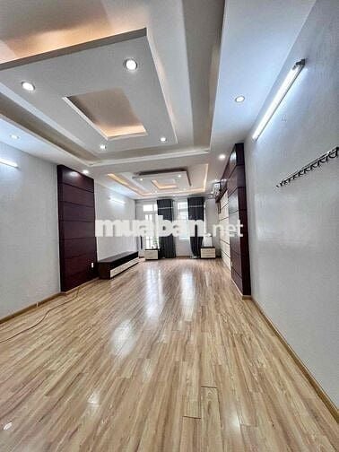 ⚡ Giá *** phân khúc! Nhà lớn Hoàng Hoa Thám  chỉ 25tr/tháng