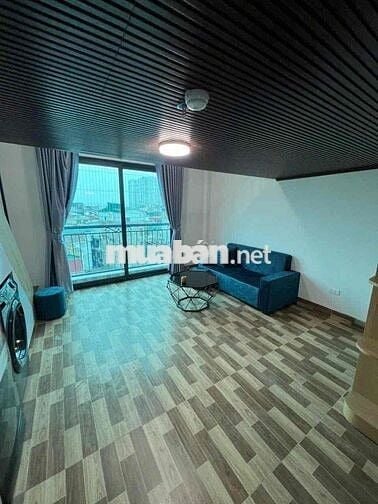 Ngay cầu vượt Hoàng Văn Thụ tiện di chuyển sân bay Q1,3