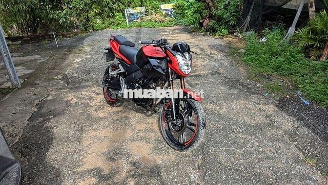 Rebel USA màu Đỏ đen Đã sử dụng