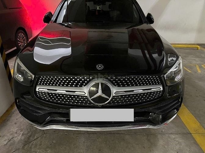 Bán Mercedes-Benz GLC 300 4MATIC Model 2020