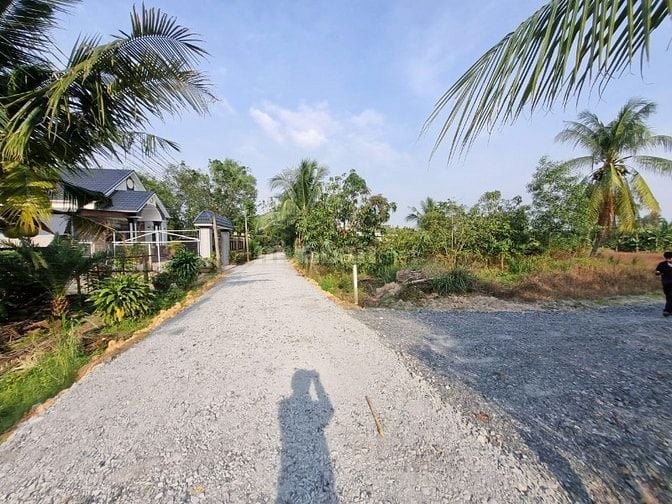 8x46. Khu dân cư đông. Gần KCN. Gần nhựa. 430tr 