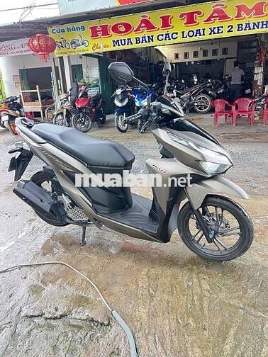 vảio 150. màu vàng các