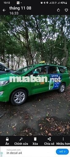 Toyota Innova Xanh lá 7 chỗ