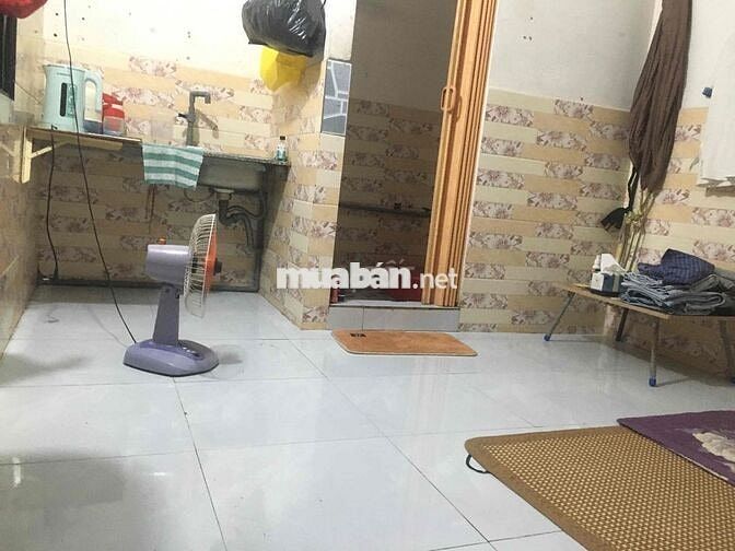 Nhà trọ KV 4 đường 825 cách CV Võ văn tần 2 cây số