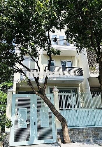 NHÀ ĐƯỜNG PHỔ QUANG DIỆN TÍCH: 8X20M HẦM 3 LẦU CHO THUÊ