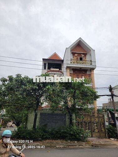 💥Cho thuê Biệt thự DT 10X23 Biệt thự 4lầu Mặt Tiền