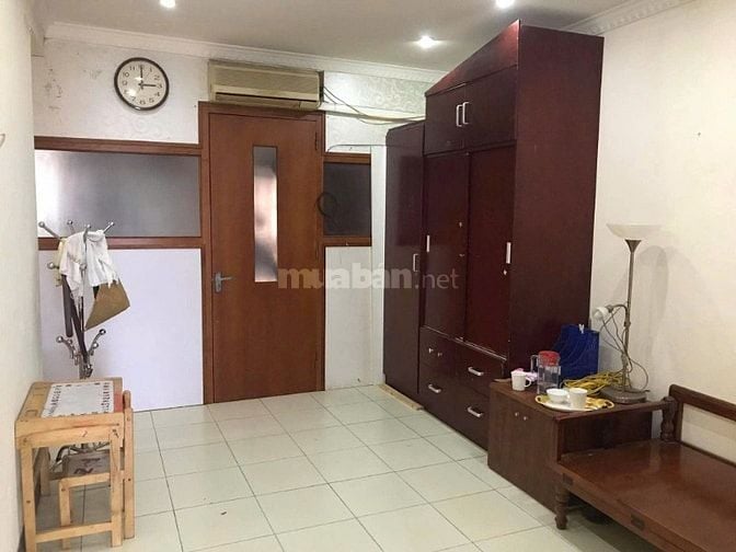 Cho thuê căn hộ tầng 5 phồ Thanh Nhàn