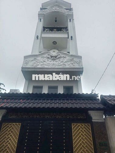 Sân ô tô, dt 4,2x21m 4pn 4wc hẻm 8m thông nhà mới đẹp