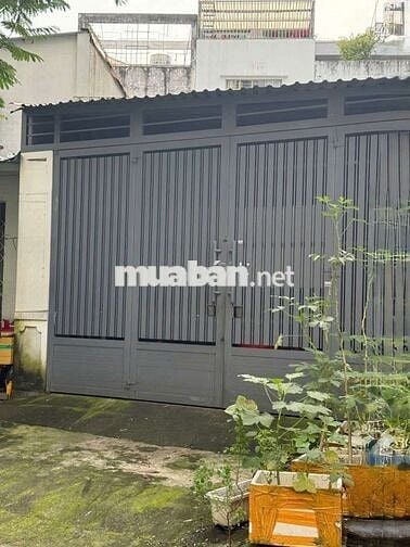 Cần cho thuê nhà khu 10ha PTTN Q12 DT 5,5x24 có gác lửng 3PN .2WS