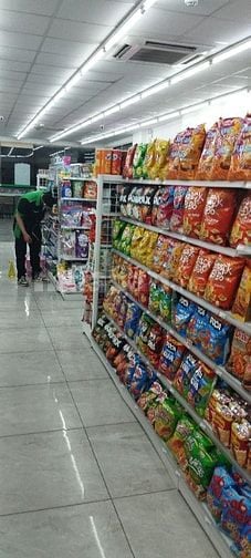 CỬA HÀNG TIỆN LỢI ĐANG CẦN TUYỂN THÊM NHÂN VIÊN BÁN HÀNG TẠI QUẦY 