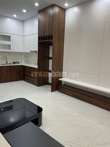 Cho thuê nhà mới Full đồ mơid 33m2 5 tầng xuân la ô tô đỗ gần ngõ rộng