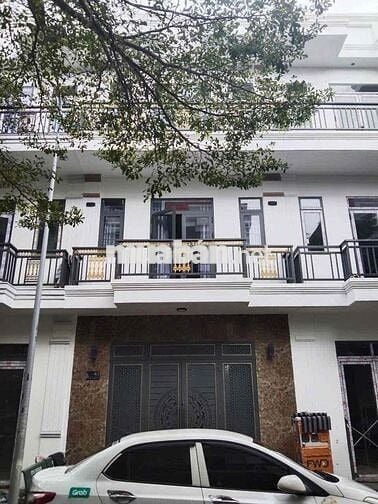 Cho thuê nhà nguyên căn liên hệ ***