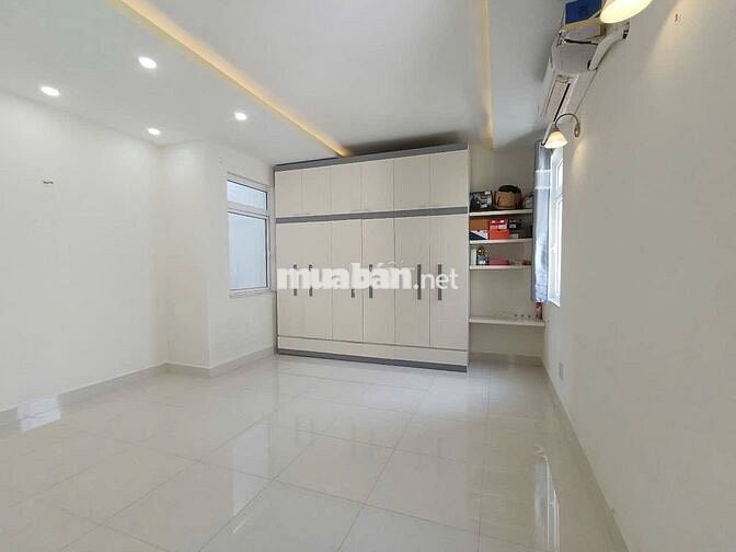 CĂN HỘ ĐẸP MỚI 30m² FULL NỘI THẤT GẦN ĐH NGÂN HÀNG, SPKT,.. THỦ ĐỨC