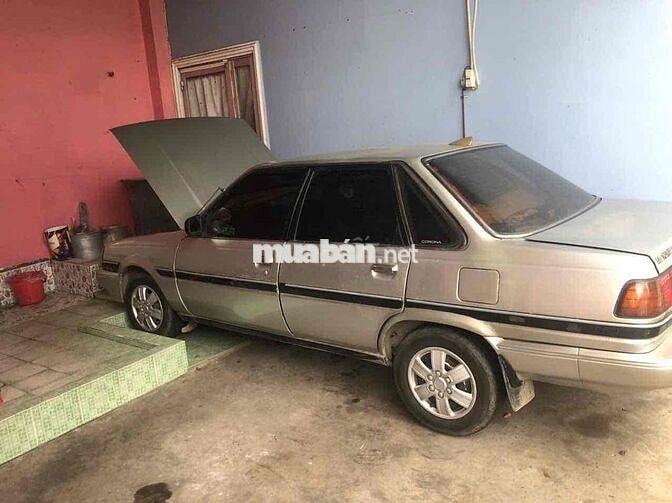 Toyota Camry 1988 CS-X 2.0 4AT - 270127 km