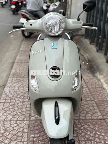 Piaggio Vespa LX125ie Đời 2012 . BSTP