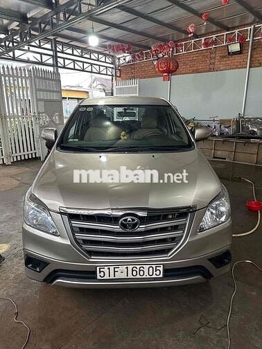 Bán Innova 2015 số sàn đi 63000 Km