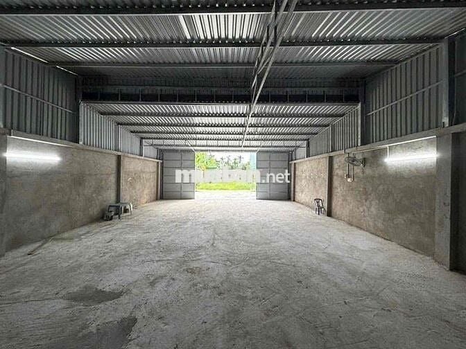 Cho thuê kho 160m 15tr/tháng ở Vĩnh Phú, Bình Dương