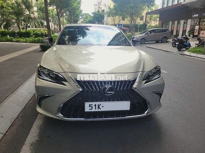 Lexus ES 250 2022 Vàng cát 12000 km