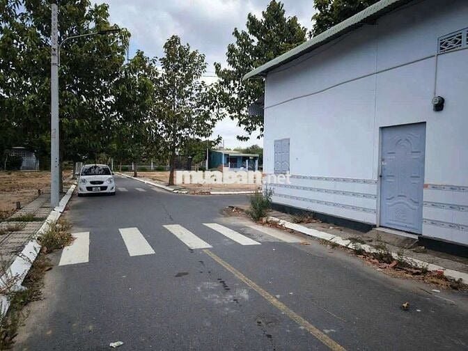 CẦN BÁN NHANH DÃY TRỌ 4P TẠI ẤP 3 XÃ AN VIỄN TRẢNG BOM