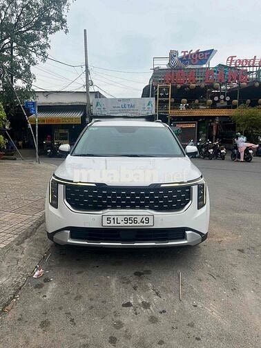 Kia Carnival 2025 Luxury Trắng