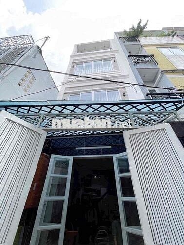 HH70tr // Bán nhà đẹp 4 tầng đường Phan Văn Trị giá tốt