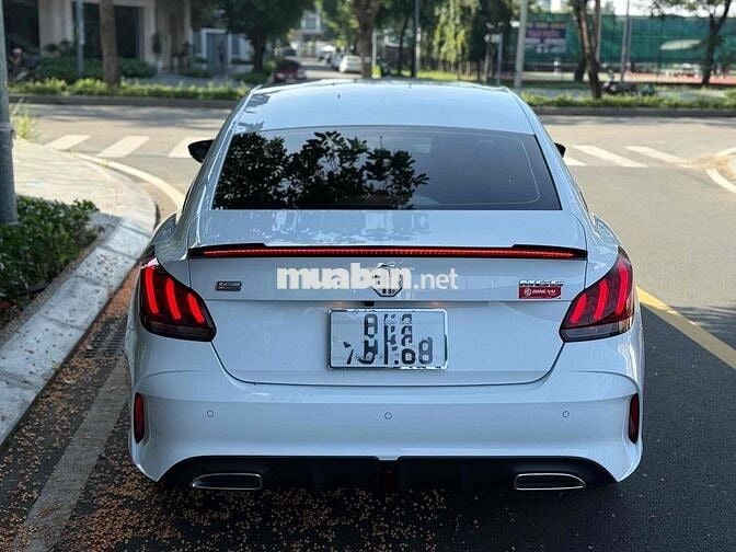 MG5 STD 2024 lăn bánh 8/2025 - 3.900km như mới.