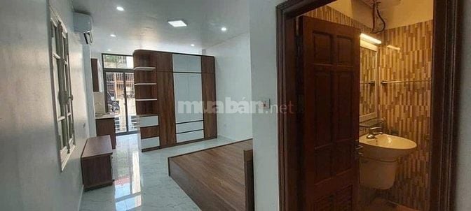 Cho thuê căn hộ ở Ngõ 62 Lương Yên, tầng 3, diện tích 25 m2