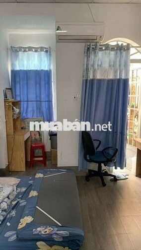 Chủ cần bán căn nhà tâ huyết.nhà trệt lầu hẻm thông