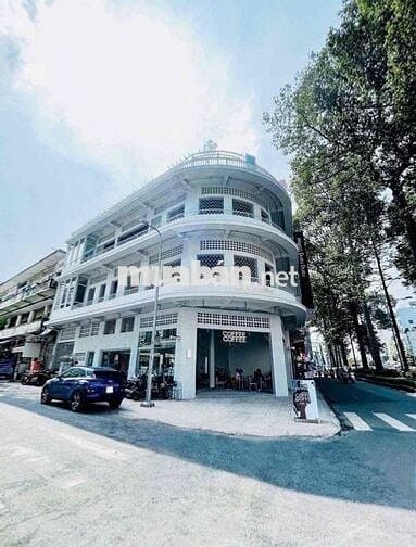 Cho thuê Góc 2MT Châu văn liêm Q5 8x20 3 tầng 150tr