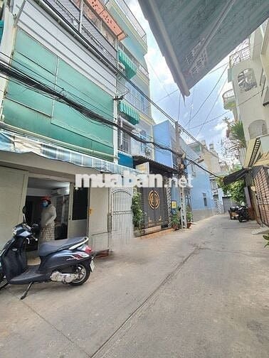 HOT! Hot! hot! HXH, Nhà 3 lầu,Diện tích đất 60,48m2. P.8, Q. Tân Bình.