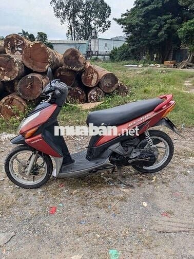 Honda Click màu Đỏ