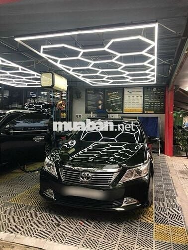 Toyota Camry 2014 2.5Q - 60000 km
