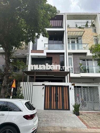 Chính chủ cho thuê nhà phố KDC JGS nội thát đẹp, có thang máy