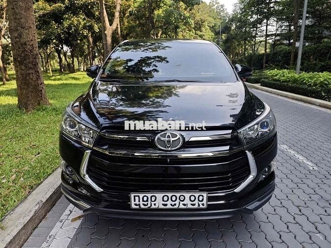 (Xe Hãng) Toyota Innova 2.0 Venturer 2018 36.100km