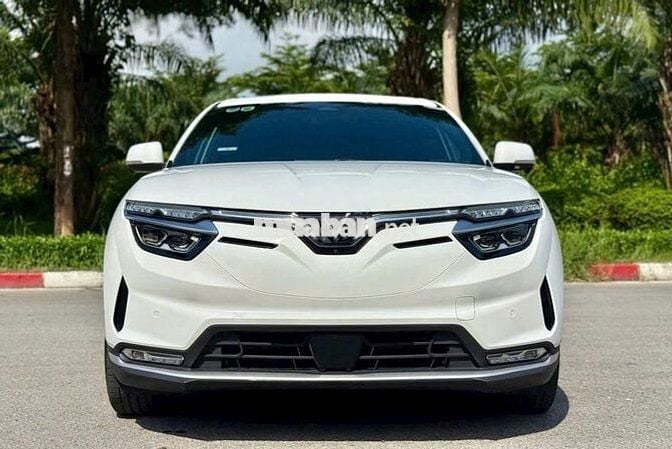 Vinfast VF8 Eco 2022 Trắng Mới 99%
