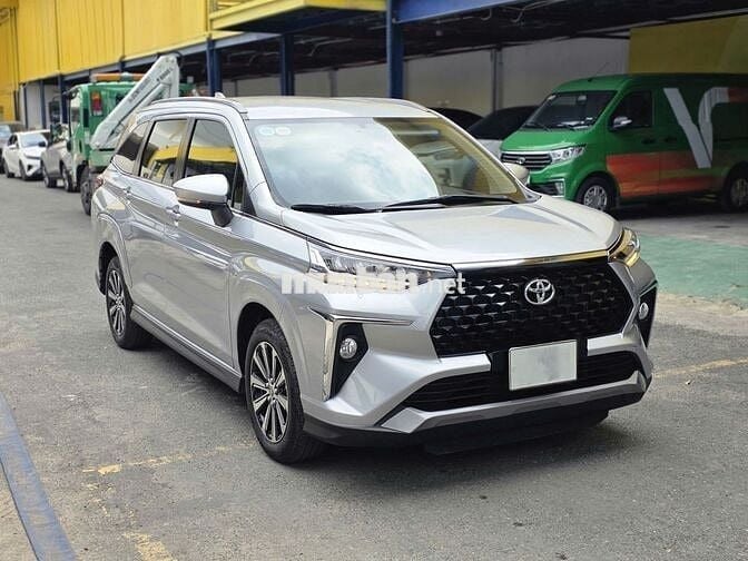 Toyota Veloz Cross 2022 CVT 12200 km