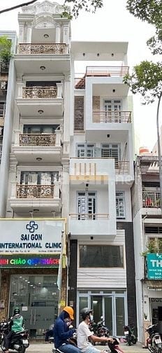 Cho thuê nhà mặt tiền Ngô Gia Tự, Q.10, 4x22m, NH 6m, 5 lầu, thang máy