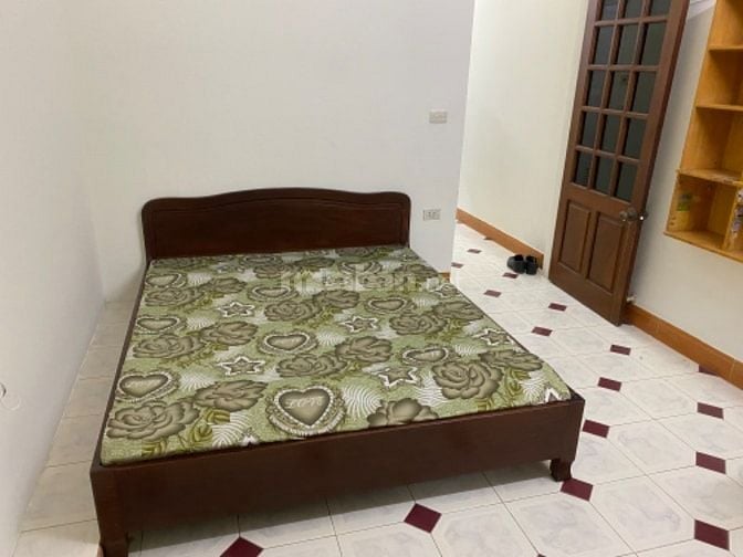 Cho thuê căn hộ TT tầng 2 Tập thể ĐH Thuỷ lơi