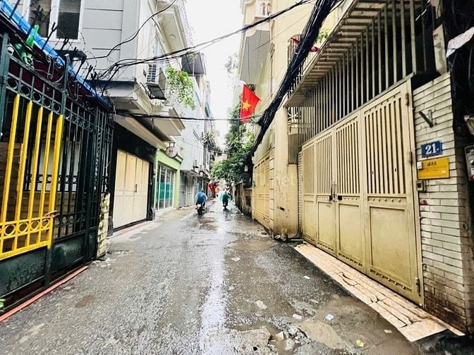 Đê La Thành – Đống Đa - Ô Tô Trnh – 79 M2 – 5 T – MT 7 M – Giá 20.9 Tỷ