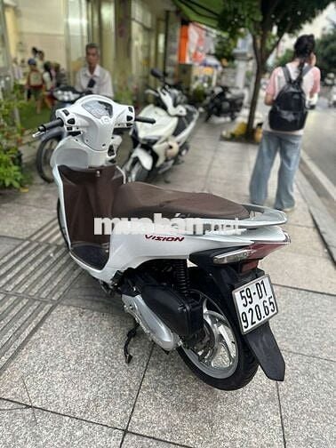 Honda vision 2017 mới 90% Bstp chính chủ