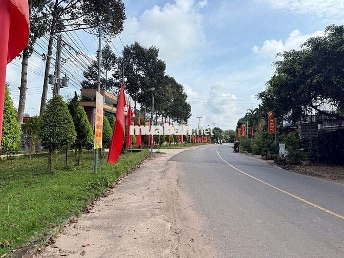 Sang nhượng lại 250m2 lô đất mặt tiền DH519 Phước Thành HCM, giá rẻ