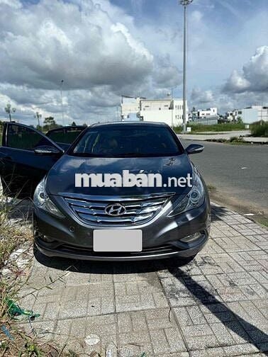 Hyundai Sonata 2010 Sedan hạng D nhập Hàn