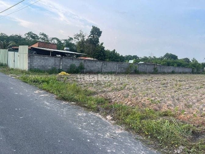 Bán đất ở Củ Chi , sổ hồng riêng , 1ty4, 10x22m, bao sang tên ,nhựa 9m