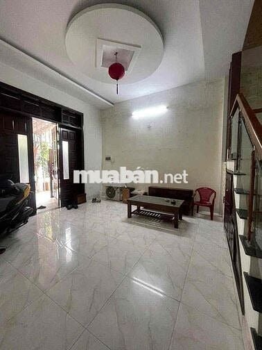 Nhà mặt tiền đường Nguyễn Mậu Tài giá rẻ