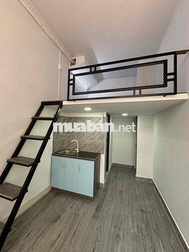 🔴Phòng có gác bancol cửa sổ thoáng mát - Ngay Emart Phan Văn Trị